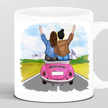 Laden Sie das Bild in den Galerie-Viewer, Personalisierte Freundinnen Tasse - Cabrio